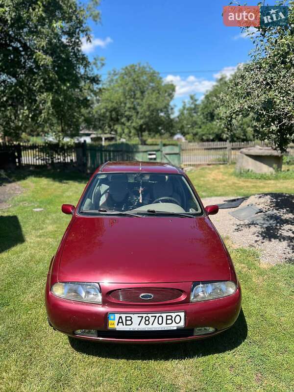Хетчбек Ford Fiesta 1996 в Немирові