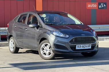 Седан Ford Fiesta 2017 в Киеве