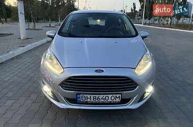 Хэтчбек Ford Fiesta 2013 в 