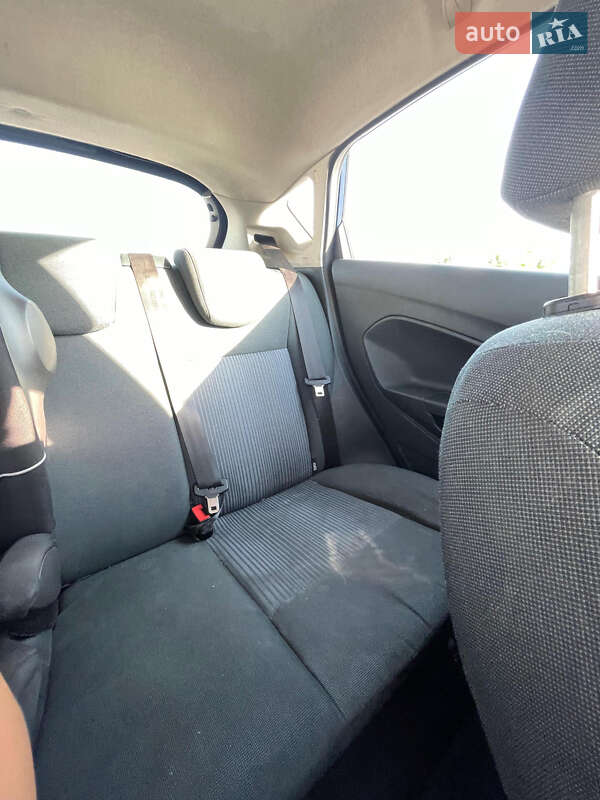 Хэтчбек Ford Fiesta 2011 в Львове