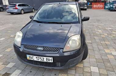 Хэтчбек Ford Fiesta 2007 в Городке