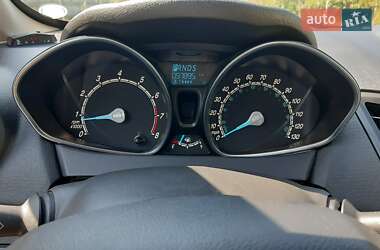 Седан Ford Fiesta 2016 в 