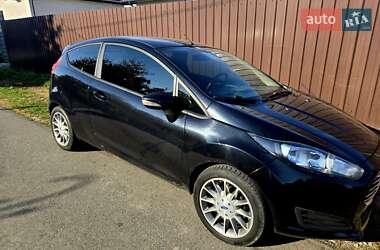 Хэтчбек Ford Fiesta 2014 в 