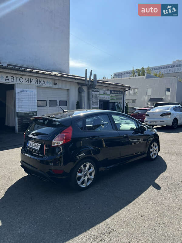 Хэтчбек Ford Fiesta 2019 в Киеве