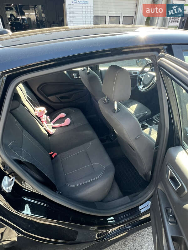 Хэтчбек Ford Fiesta 2019 в Киеве