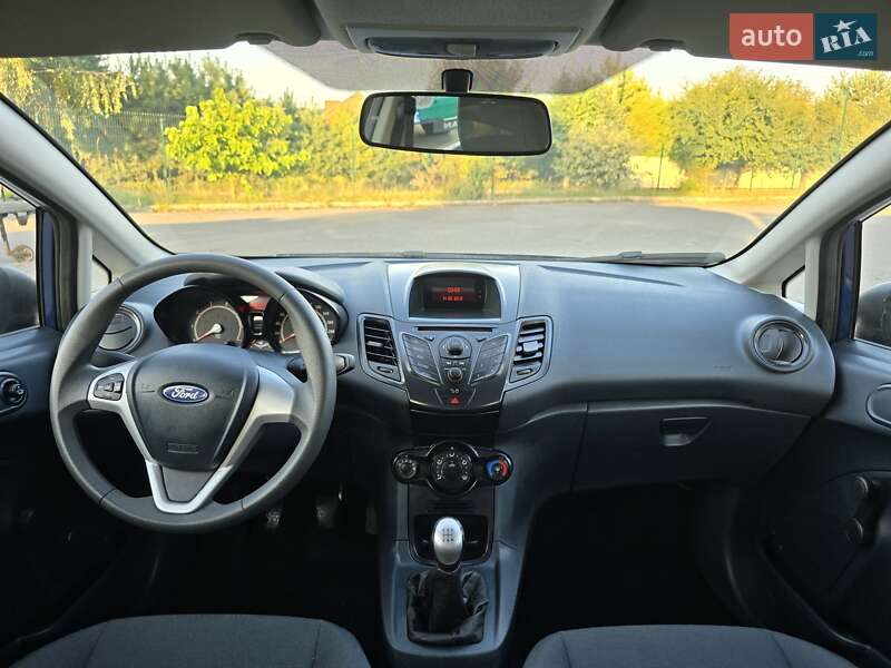 Хэтчбек Ford Fiesta 2012 в Хмельницком фото 2 Хэтчбек Ford Fiesta 2012 в Хмельницком