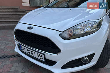 Хэтчбек Ford Fiesta 2016 в 