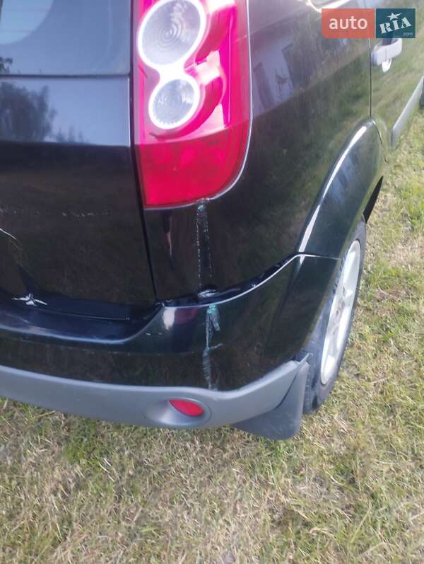 Хэтчбек Ford Fiesta 2006 в Ровно