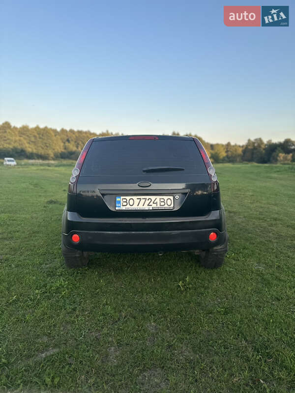 Хэтчбек Ford Fiesta 2008 в Славуте
