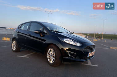 Хэтчбек Ford Fiesta 2014 в 