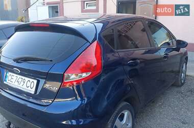 Хэтчбек Ford Fiesta 2011 в 
