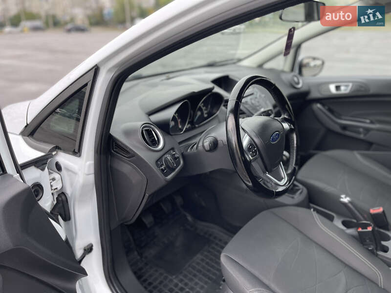 Хэтчбек Ford Fiesta 2016 в Ивано-Франковске фото 19 Хэтчбек Ford Fiesta 2016 в Ивано-Франковске