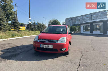 Хэтчбек Ford Fiesta 2003 в Ровно