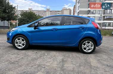 Хэтчбек Ford Fiesta 2014 в 