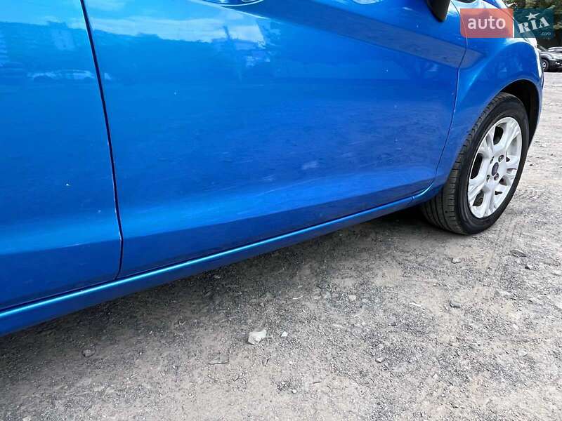 Хэтчбек Ford Fiesta 2014 в Луцке