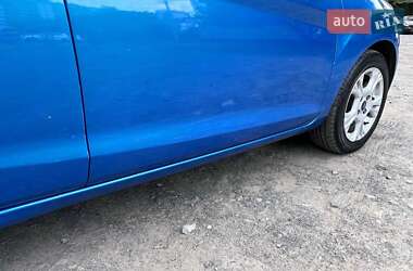 Хэтчбек Ford Fiesta 2014 в 