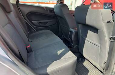 Хэтчбек Ford Fiesta 2017 в 