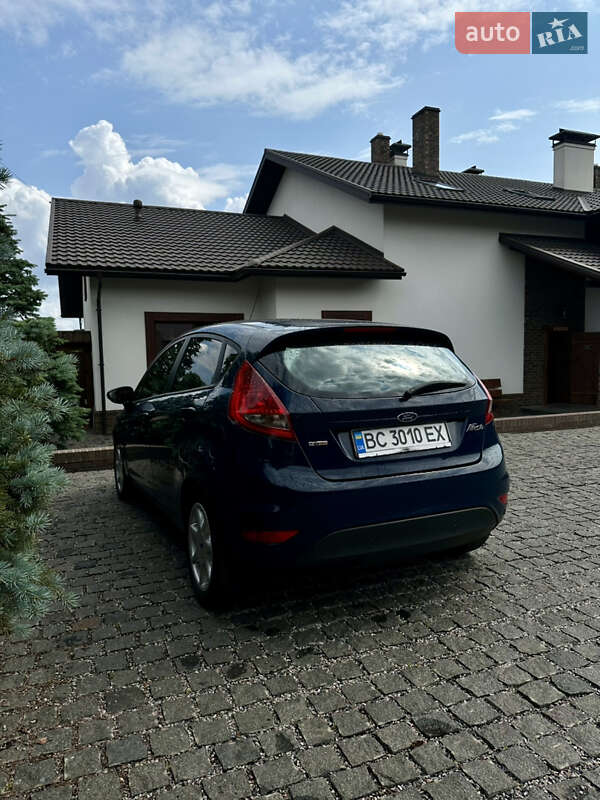 Хетчбек Ford Fiesta 2011 в Полтаві
