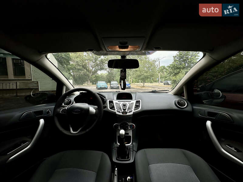 Хетчбек Ford Fiesta 2011 в Полтаві