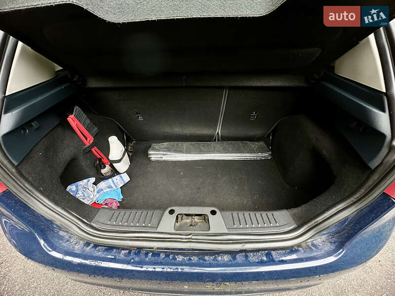 Хетчбек Ford Fiesta 2011 в Полтаві