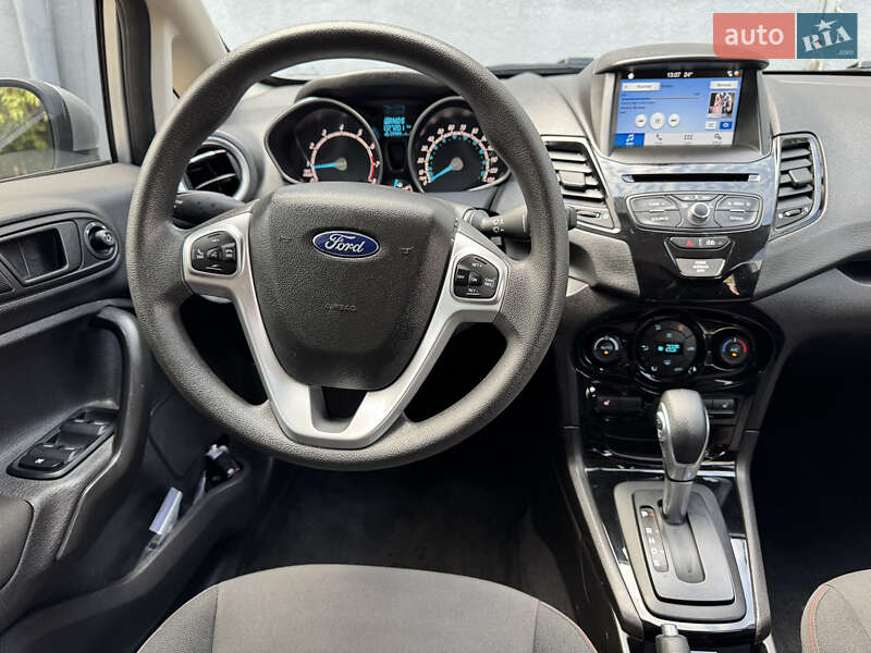 Хэтчбек Ford Fiesta 2017 в Запорожье