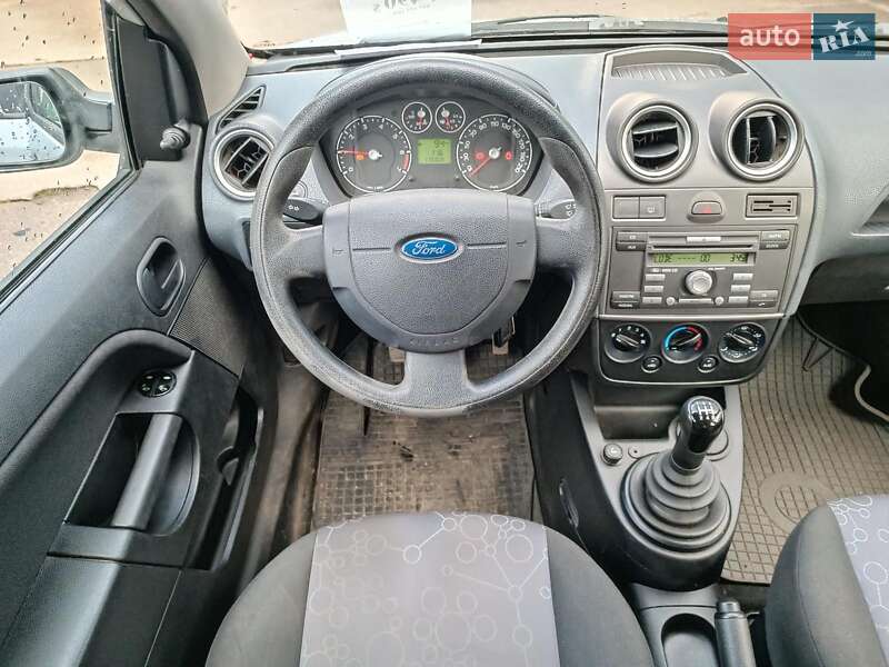 Хетчбек Ford Fiesta 2008 в Харкові