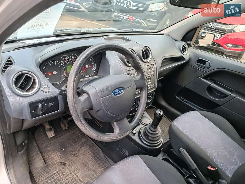 Хетчбек Ford Fiesta 2008 в Харкові
