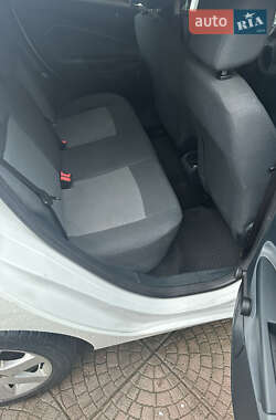 Хетчбек Ford Fiesta 2009 в 