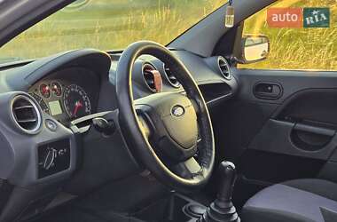 Хэтчбек Ford Fiesta 2008 в 
