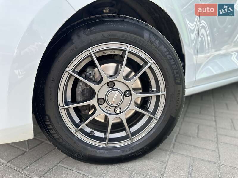 Хэтчбек Ford Fiesta 2018 в Киеве