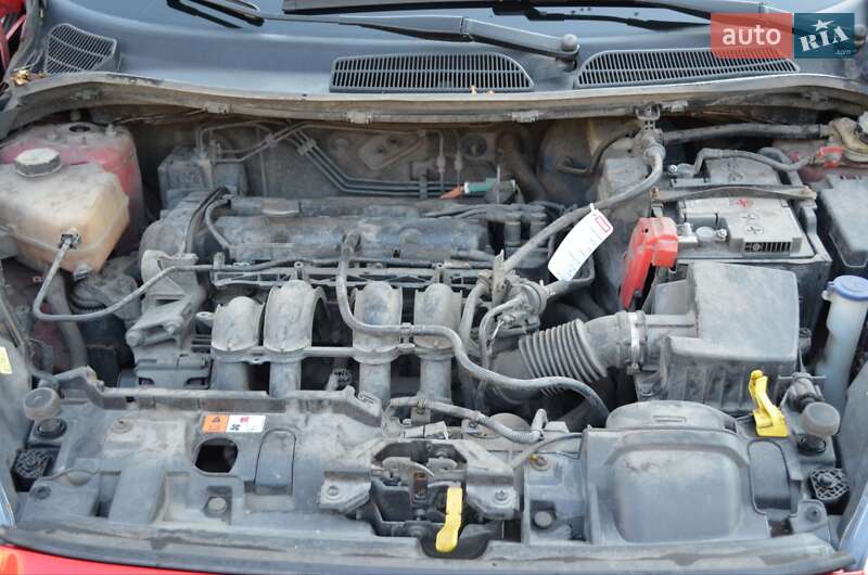 Хэтчбек Ford Fiesta 2013 в Павлограде фото 28 Хэтчбек Ford Fiesta 2013 в Павлограде