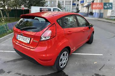 Хетчбек Ford Fiesta 2016 в 