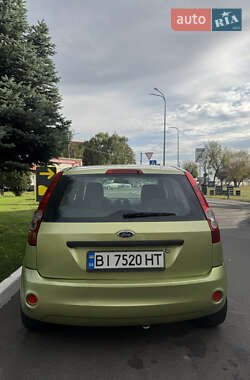 Хэтчбек Ford Fiesta 2007 в 