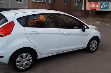 Хэтчбек Ford Fiesta 2011 в Киеве