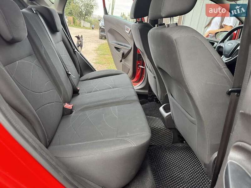 Хэтчбек Ford Fiesta 2015 в Фастове фото 20 Хэтчбек Ford Fiesta 2015 в Фастове