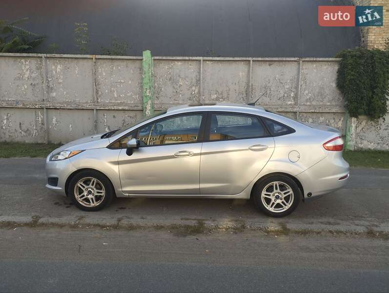 Седан Ford Fiesta 2017 в Киеве фото 3 Седан Ford Fiesta 2017 в Киеве