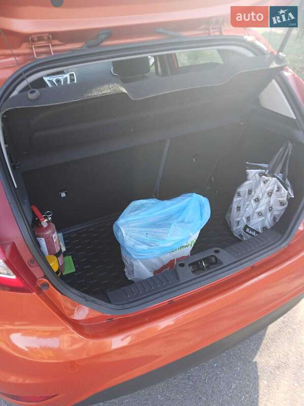 Хетчбек Ford Fiesta 2011 в Запоріжжі