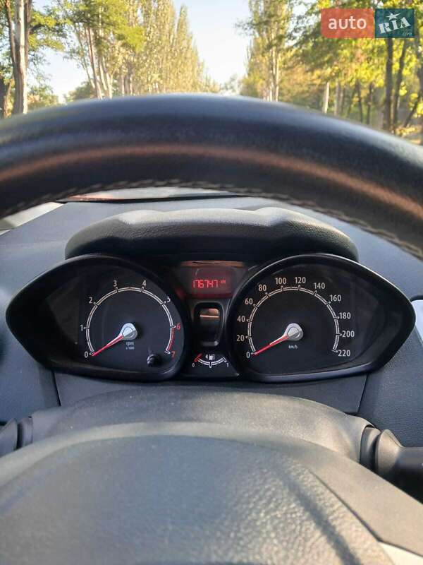 Хетчбек Ford Fiesta 2011 в Запоріжжі