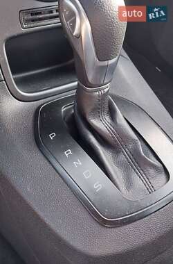 Хэтчбек Ford Fiesta 2013 в 