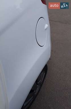 Хэтчбек Ford Fiesta 2013 в 