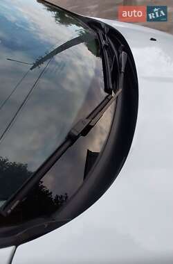 Хэтчбек Ford Fiesta 2013 в 
