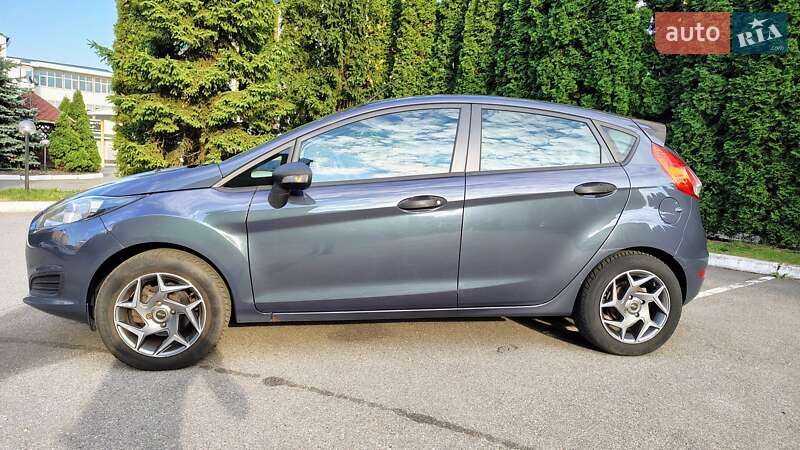 Хэтчбек Ford Fiesta 2013 в Киеве фото 4 Хэтчбек Ford Fiesta 2013 в Киеве