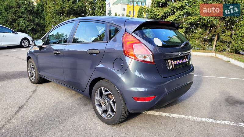 Хэтчбек Ford Fiesta 2013 в Киеве фото 5 Хэтчбек Ford Fiesta 2013 в Киеве