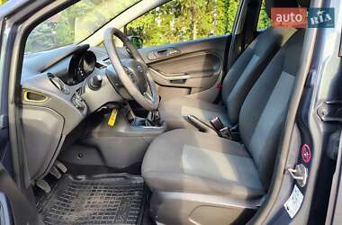 Хетчбек Ford Fiesta 2013 в 