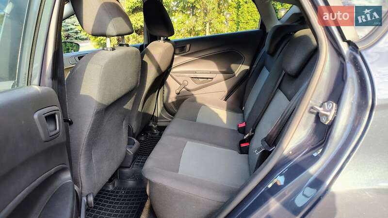 Хэтчбек Ford Fiesta 2013 в Киеве фото 15 Хэтчбек Ford Fiesta 2013 в Киеве