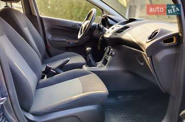Хетчбек Ford Fiesta 2013 в 