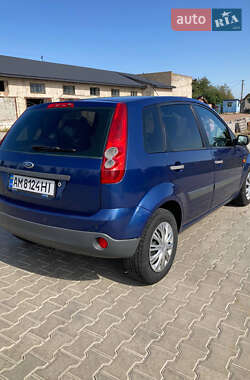 Хетчбек Ford Fiesta 2008 в  фото 3 Хетчбек Ford Fiesta 2008 в
