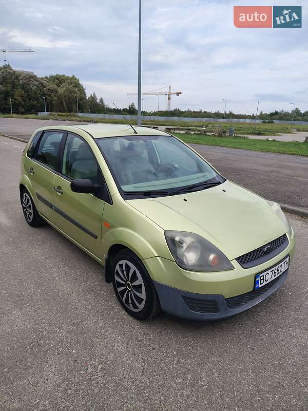 Хэтчбек Ford Fiesta 2007 в Львове