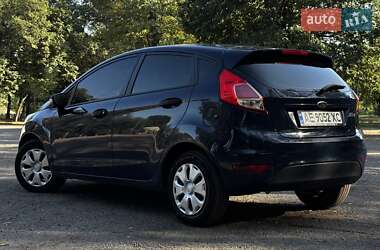 Хэтчбек Ford Fiesta 2013 в 