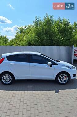 Хетчбек Ford Fiesta 2013 в 